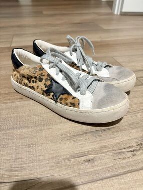 Sara Basic collection distressed animal print star shears brown size 39